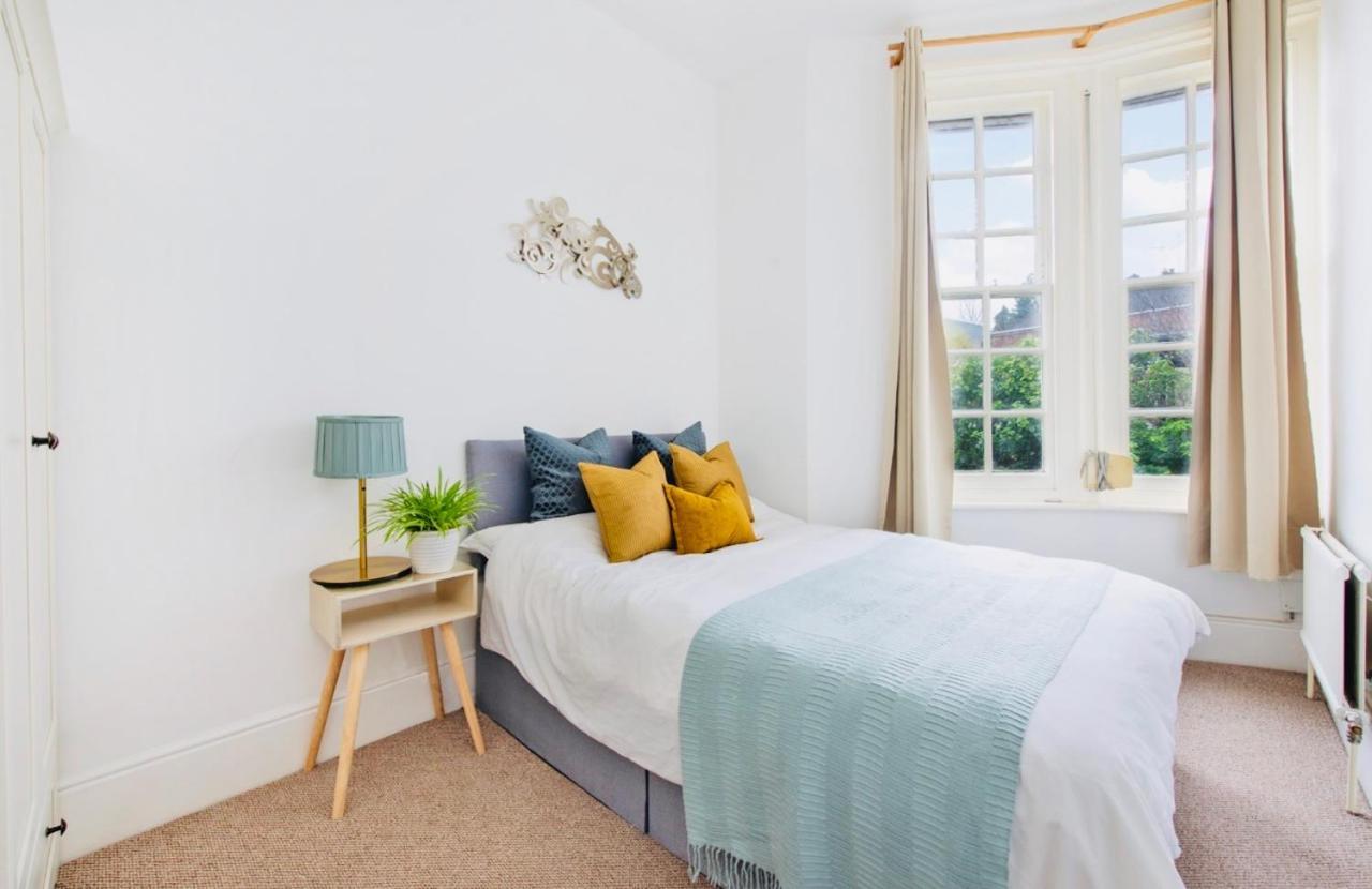 Spacious & Charming Garden Flat -Zone 2- Great For Central London Access Zewnętrze zdjęcie